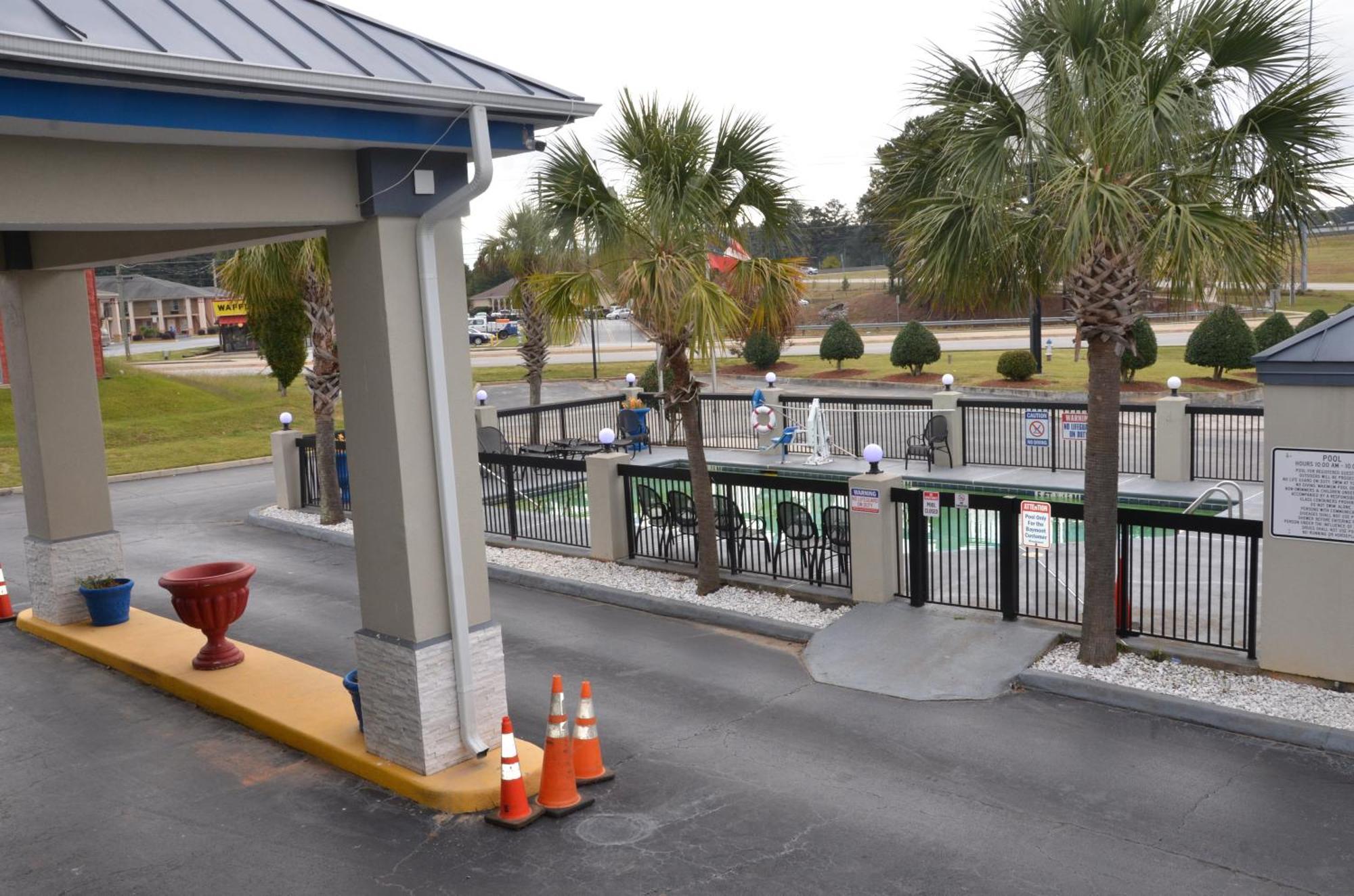 Baymont Suites Covington Exterior foto